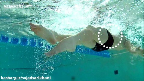 آموزش تکنیک های شنا - نحوه پازدن در شنای کرال پشت 2