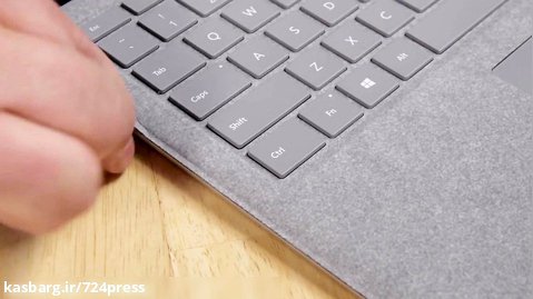 آموزش ویدیویی باز کردن Surface Laptop مایکروسافت