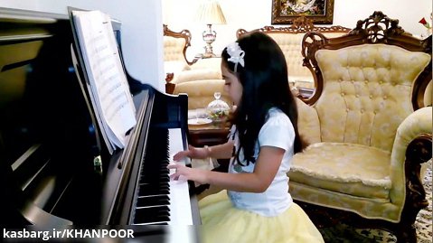 جینگل بلز نوازندگی پیانو توسط حلما سعیدی