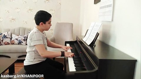 گل سنگ  نوازندگی پیانو توسط سینا اسکندری