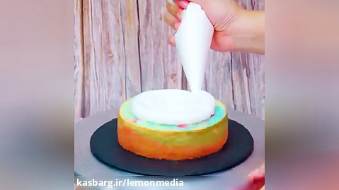 چند تا روش زیبا و خلاقانه  برای تزیین کیک تولد