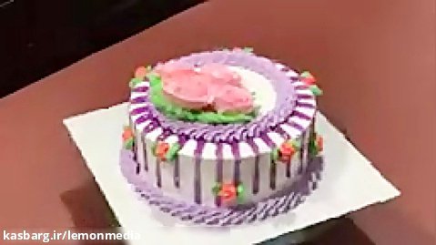 اموزش دیزاین  کیک های خامه ای مخصوص تولد