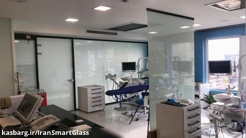 اجرای شیشه هوشمند در مرکز ایمپلنت