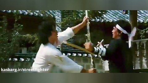 مبارزه حرفه ای جکی چان در فیلم مشت اژدها (Dragon Fist)