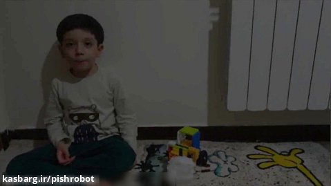 ربات نظافت چی ساخته شده توسط محمدطاها پاک عقیده