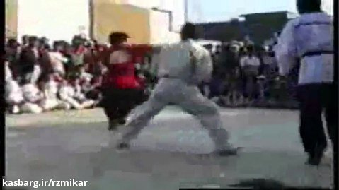 مبارزه کونگفو توا با کاراته کار