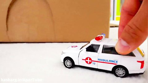 ولاد و نیکیتا و اسباب بازی ها : نجات ماشین پلیس , آتش نشانی و آمبولانس از غار