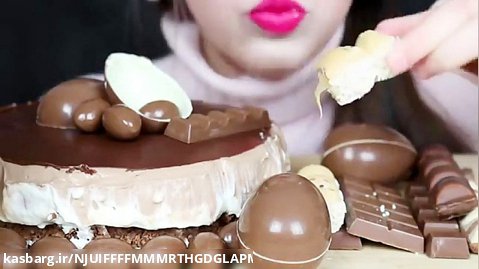 چالش آسمر / خوردن شکلات