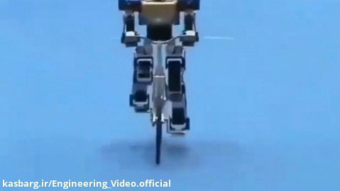 ویدئو جالب رانندگی ربات دوچرخه سوار !!!!!