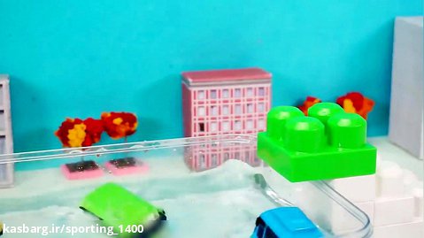 ماشین بازی کودکانه جدید پسرانه - غرق شدن اتوبوس های کوچولو در آب گل آلود